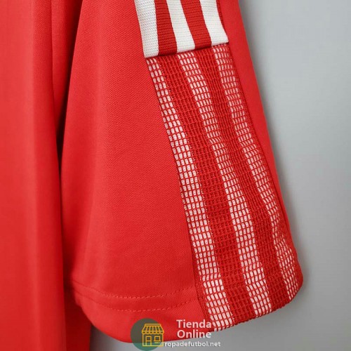 Camiseta Bayern Munich Training Rojo II 2021/2022 Camiseta Bayern Munich Training Rojo II 2021/2022